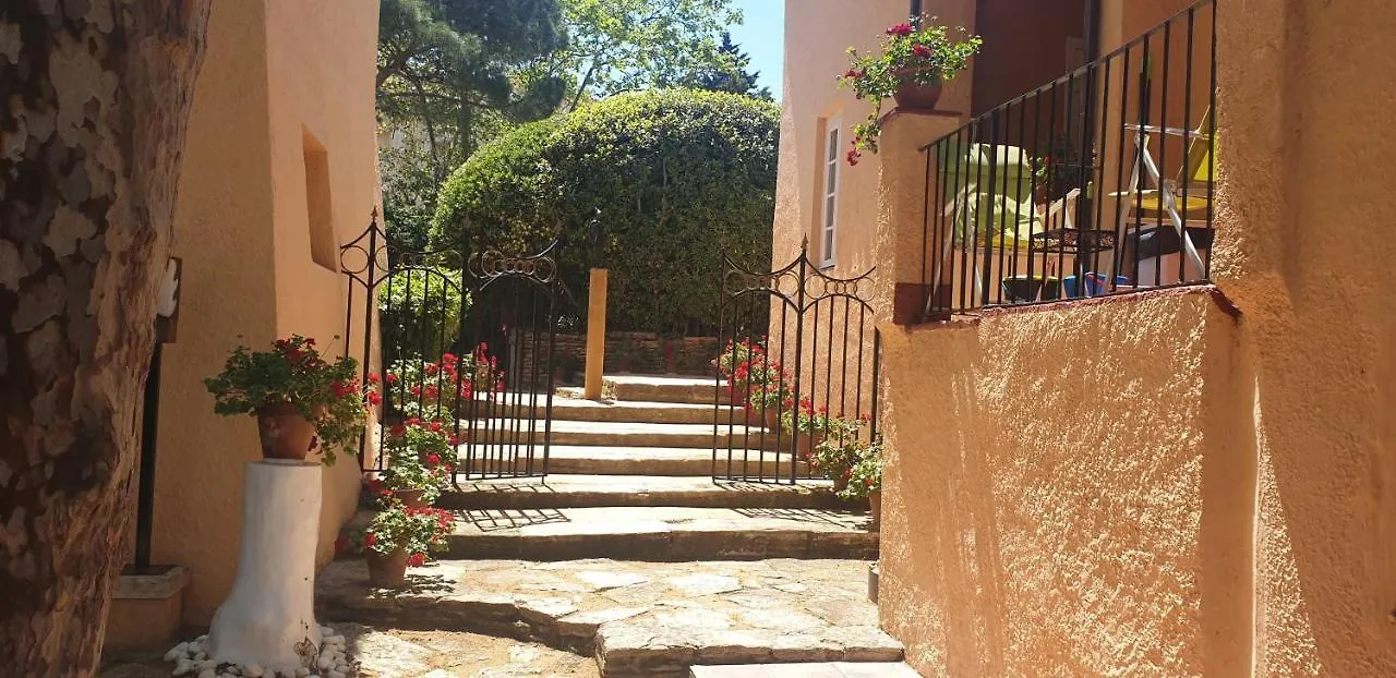 Casa Con Jardin A 35 Metros De La Playa. Br. Villa Palamós Semesterbostad