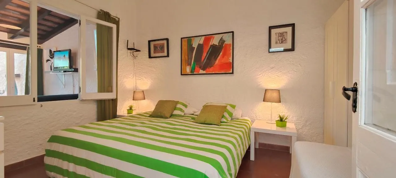 Holiday home Casa Con Jardin A 35 Metros De La Playa. Br. Villa Palamos Spain